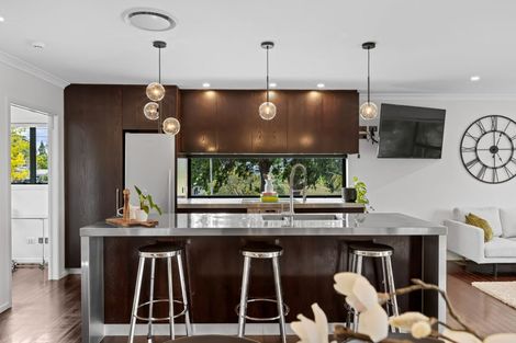 Photo of property in 2 Wharf Road, Te Atatu Peninsula, Auckland, 0610