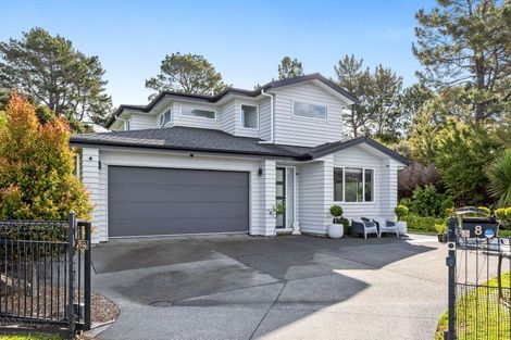 Photo of property in 8 Somerset Place, Stanmore Bay, Whangaparaoa, 0932