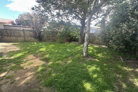 Photo of property in 2/30 Burundi Avenue, Clendon Park, Auckland, 2103