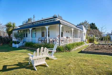 Photo of property in 260 Talbot Street, Geraldine, 7930