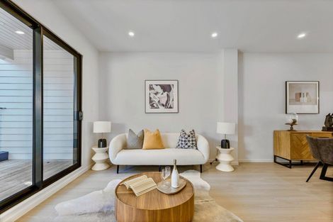 Photo of property in 44c Bruce Road, Glenfield, Auckland, 0629