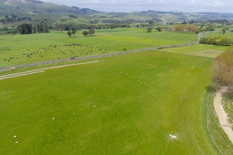 Photo of property in 643b Pohangina Road, Ashhurst, 4884