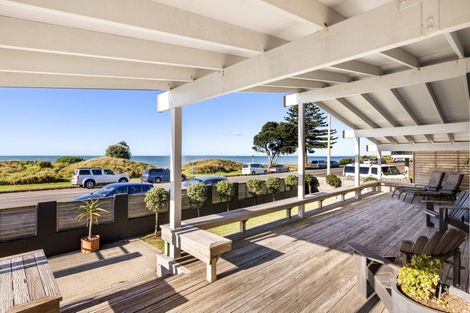 Photo of property in 185 Marine Parade, Mount Maunganui, 3116