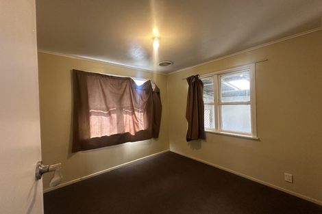 Photo of property in 61 Penrose Road, Mount Wellington, Auckland, 1060