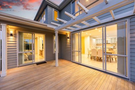 Photo of property in 52 Chesterfield Way, Orewa, 0931