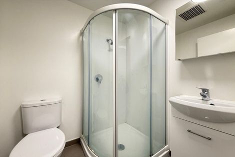 Photo of property in Quantum On Thorndon Quay, 3/163d Thorndon Quay, Pipitea, Wellington, 6011