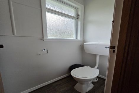 Photo of property in 8a-8b Devon Place, Cannons Creek, Porirua, 5024