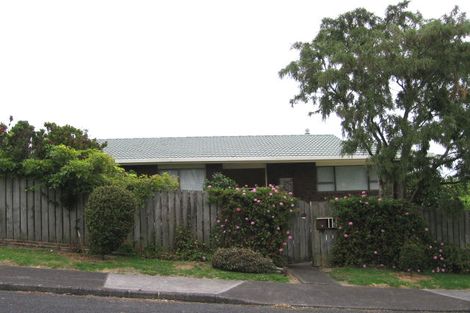 Photo of property in 16a Capilano Place, Glenfield, Auckland, 0629