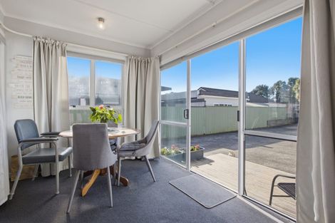 Photo of property in 1/5 Rainsford Street, Moturoa, New Plymouth, 4310