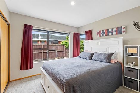 Photo of property in 21 Tivoli Place, Bishopdale, Christchurch, 8053