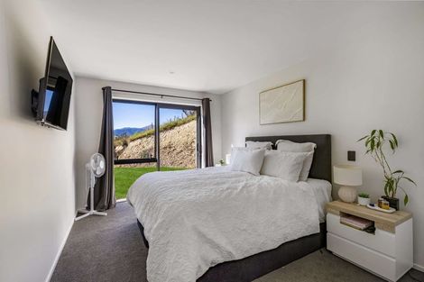 Photo of property in 64 Golf Road, Wakefield, 7025