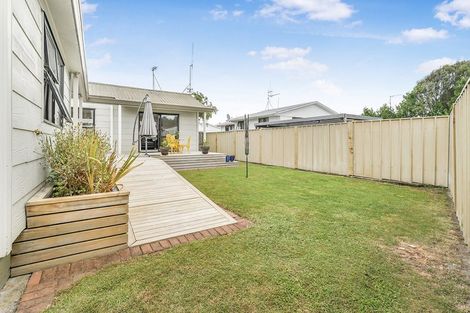 Photo of property in 49 Garland Drive, St Andrews, Hamilton, 3200