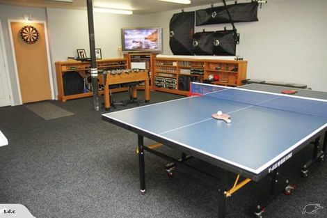 Photo of property in 30 Chamari Close, Titirangi, Auckland, 0604