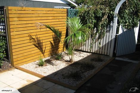 Photo of property in 4/17 Church Street, Devonport, Auckland, 0624