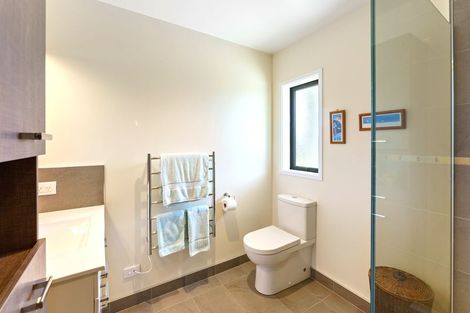 Photo of property in 34 Titoki Road, Waikanae Beach, Waikanae, 5036