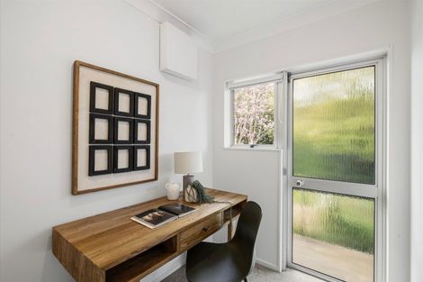 Photo of property in 30 Edgecumbe Road, Tauranga, 3110