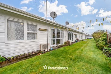 Photo of property in 1/1079 High Street, Taita, Lower Hutt, 5011