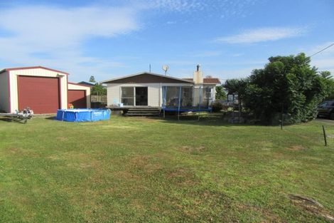 Photo of property in 2 Kowhai Avenue, Edgecumbe, 3120