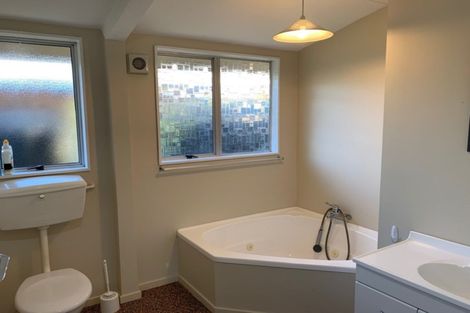 Photo of property in 2 Kirtle Place, Cromwell, 9310