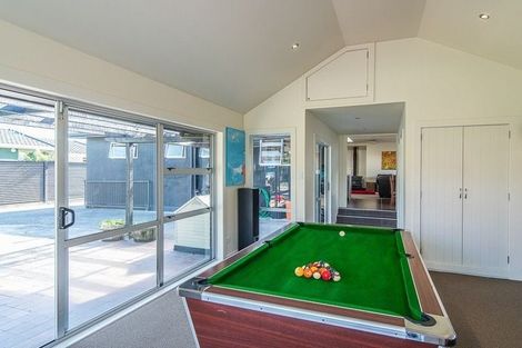 Photo of property in 32 Kapanui Road, Waikanae, 5036