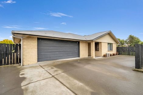 Photo of property in 107 High Street, Oxford, 7430