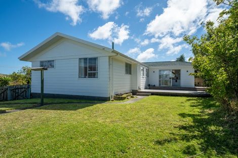 Photo of property in 5 Montserrat Place, Grenada Village, Wellington, 6037