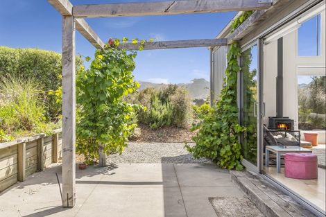 Photo of property in 22 Robrosa Street, Wanaka, 9305