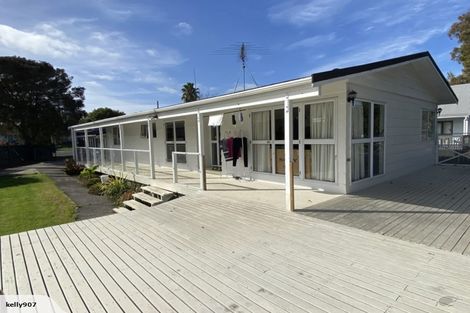 Photo of property in 16 Kakapo Place, Papatoetoe, Auckland, 2025