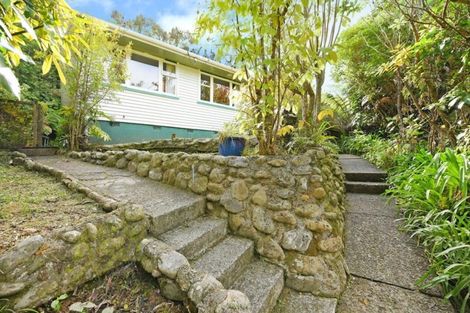 Photo of property in 61 Bird Grove, Stokes Valley, Lower Hutt, 5019
