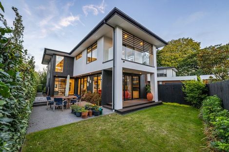 Photo of property in 64a Straven Road, Fendalton, Christchurch, 8014