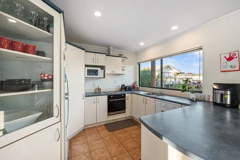 Photo of property in 1/112 Parkhurst Road, Parakai, 0830