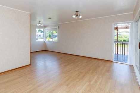 Photo of property in 38 Larissa Avenue, Henderson, Auckland, 0610