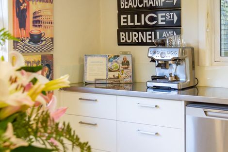 Photo of property in 6 Titoki Grove, Featherston, 5710