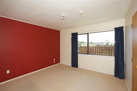 Photo of property in 11 Simcox Street, Otaki Beach, Otaki, 5512