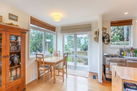 Photo of property in 99 Houghton Bay Road, Houghton Bay, Wellington, 6023