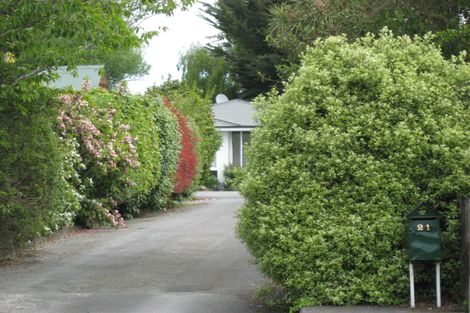 Photo of property in 21 Hadlow Place, Burnside, Christchurch, 8041