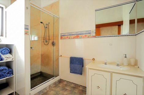 Photo of property in 5 Bill Nolan Place, Mahia, 4198