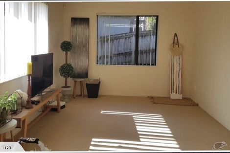 Photo of property in 26 William Gamble Drive, Greenhithe, Auckland, 0632