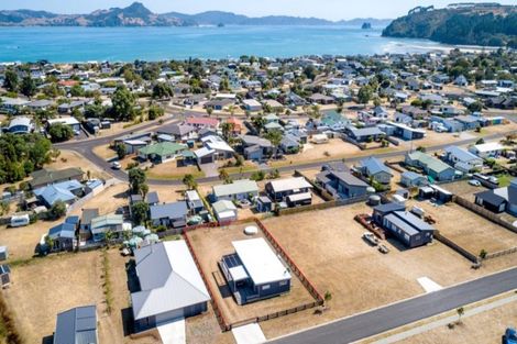 Photo of property in 28 Navigation Drive, Cooks Beach, Whitianga, 3591