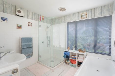 Photo of property in 9 Kahurangi Drive, Rangatira Park, Taupo, 3330