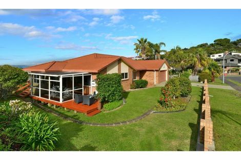Photo of property in 4 Astor Place, Orewa, 0931