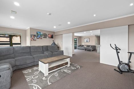 Photo of property in 32 Cotswold Place, Ohauiti, Tauranga, 3112