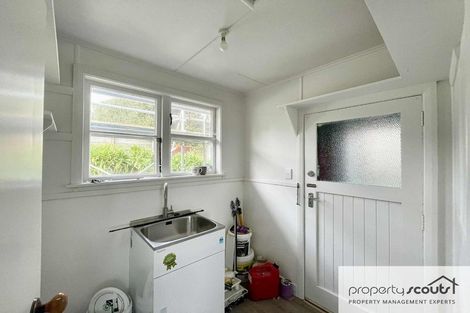 Photo of property in 21 Blackmore Street, Lynmouth, New Plymouth, 4310