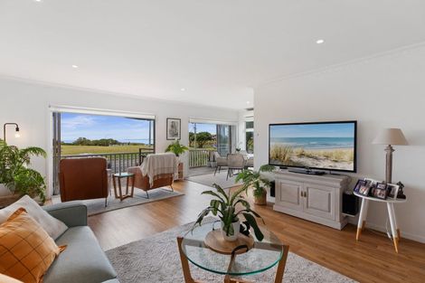 Photo of property in 564b Papamoa Beach Road, Papamoa Beach, Papamoa, 3118