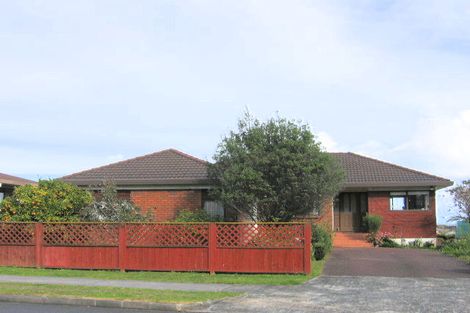 Photo of property in 58 Calluna Crescent, Totara Heights, Auckland, 2105