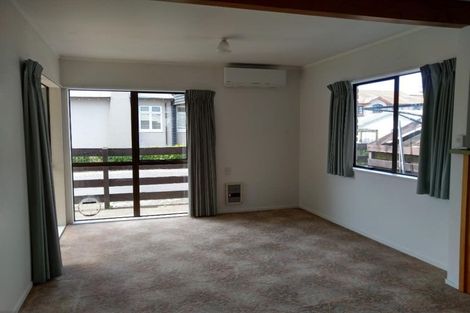 Photo of property in 1/210 Devonport Road, Tauranga, 3110