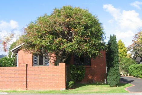 Photo of property in 15 De Menech Grove, Avalon, Lower Hutt, 5011