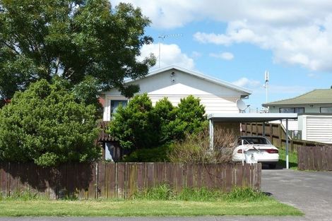 Photo of property in 3/10 Penion Drive, Flat Bush, Auckland, 2023