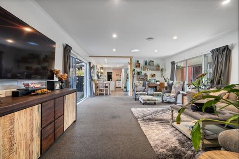 Photo of property in 33e Sanders Avenue, Westown, New Plymouth, 4310