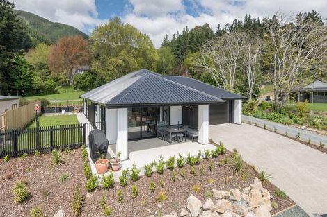 Photo of property in 4 Vintners Way, Stoke, Nelson, 7011